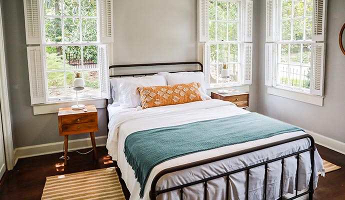 Guest room