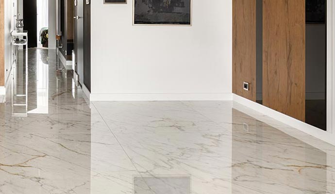 Clean porcelain tile